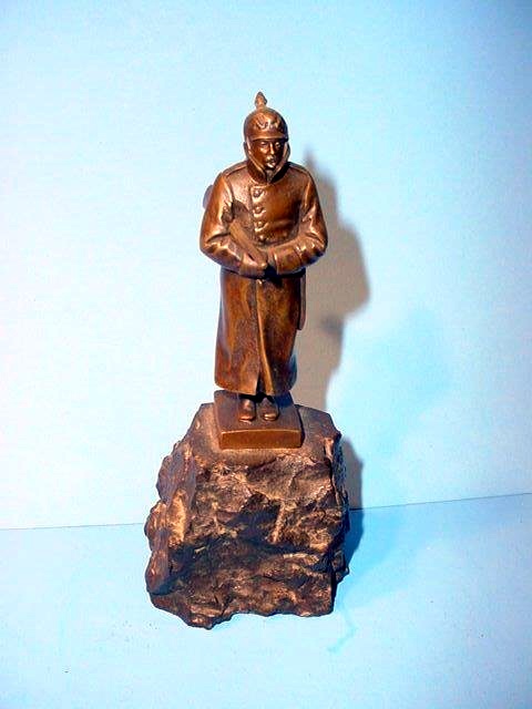 Bronze WW I Soldier