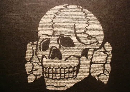alt=