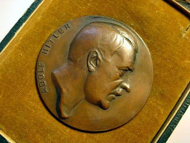 Commemorative Medallion