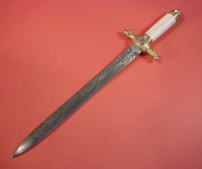 SA Presentation Dagger